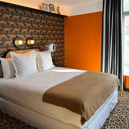 Hotel Divino & Apartments Фігерас Екстер'єр фото