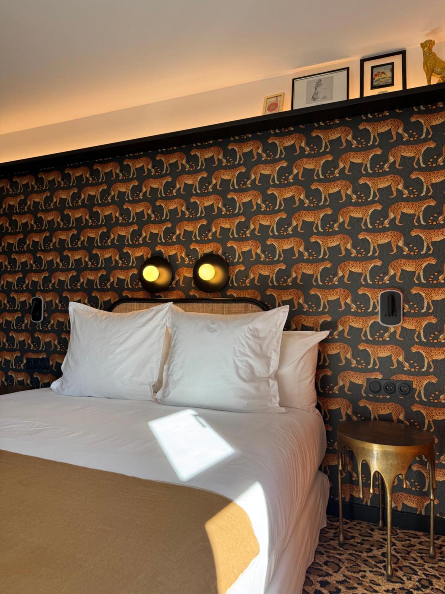 Hotel Divino & Apartments Фігерас Екстер'єр фото