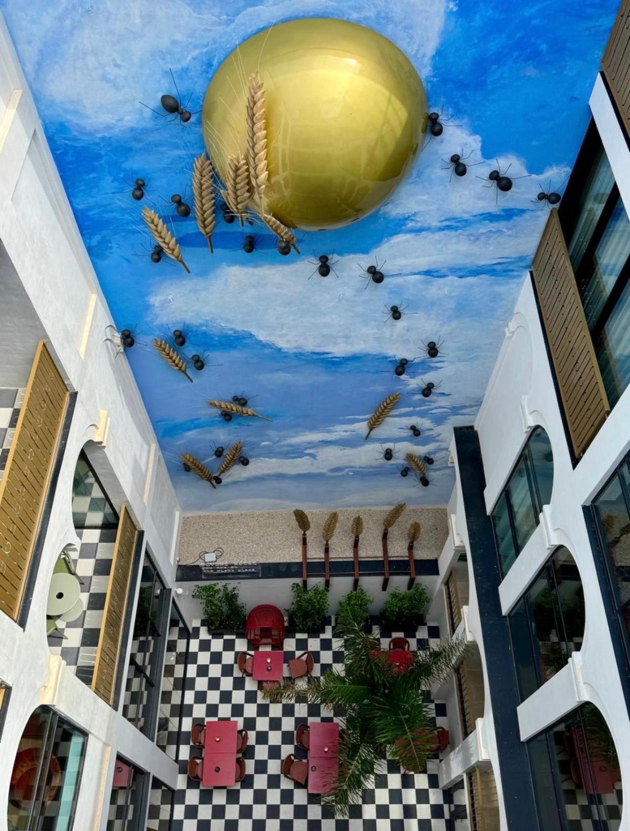 Hotel Divino & Apartments Фігерас Екстер'єр фото
